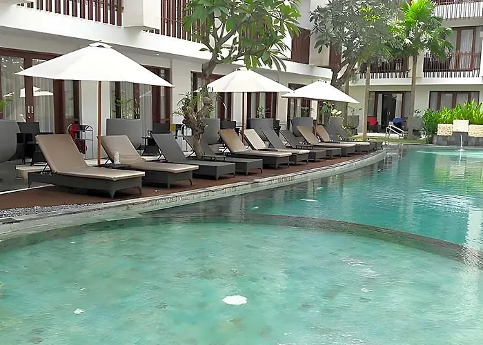 Grand La Walon Hotel 3*